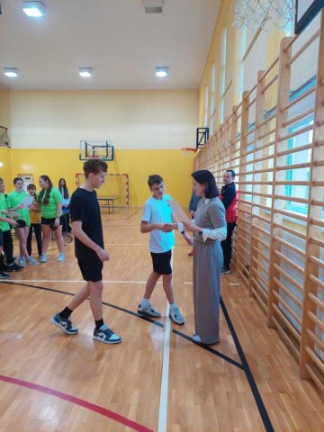 58951539713120018673944253476372550982552345n